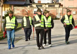 Il Gruppo Alpini di Busca in supporto all'organizzazione